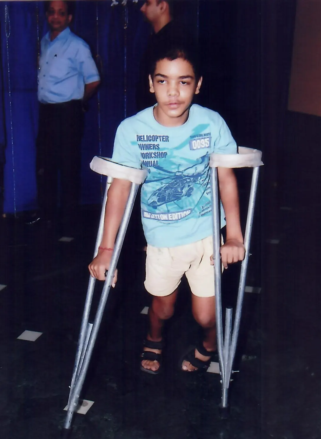 Knee treatment camp 2002 photo 4